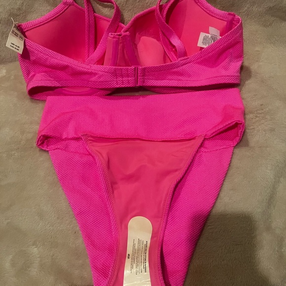 Aerie NWT Pink Swimwear Set with Underwire Support 36DD/Medium Bottom - Picture 3 of 5